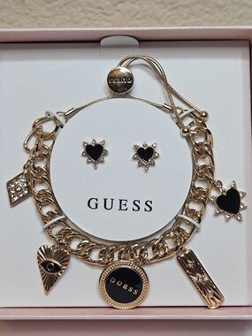 GUESS Gold-Tone Charm Bracelet & Black Heart Stud Earrings Set NIB